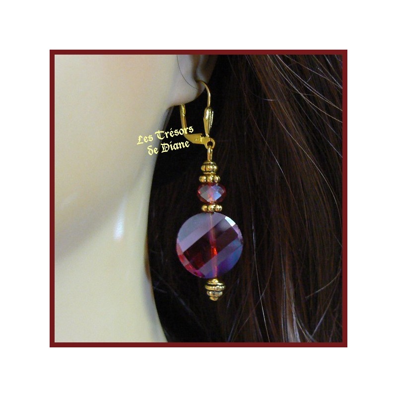 Boucles d'oreilles en cristal faceté irisé rouge