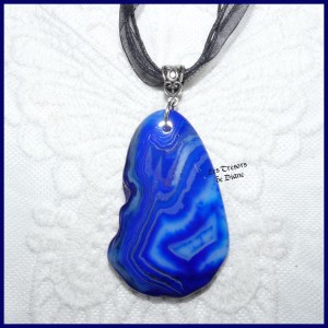 Pendentif en AGATE naturelle