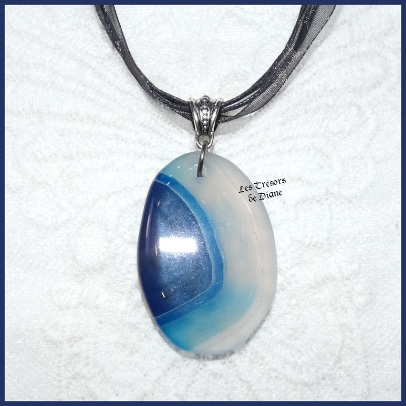 Pendentif en AGATE naturelle