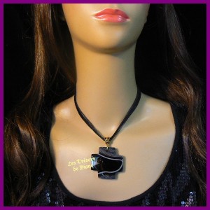 Pendentif CROIX en AGATE naturelle